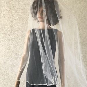 Double layer fingertip bridal wedding veil, ivory